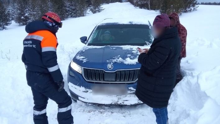 В Башкирии женщина едва не родила в заснеженном поле