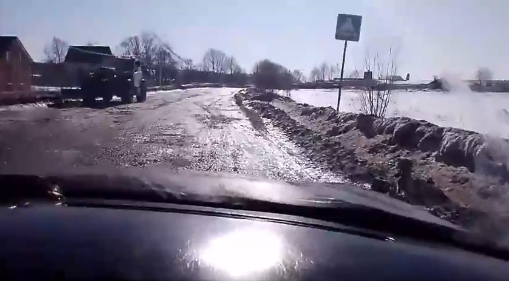 «Башавтотранс» отменил заезд одного маршрута в деревню с плохими дорогами 