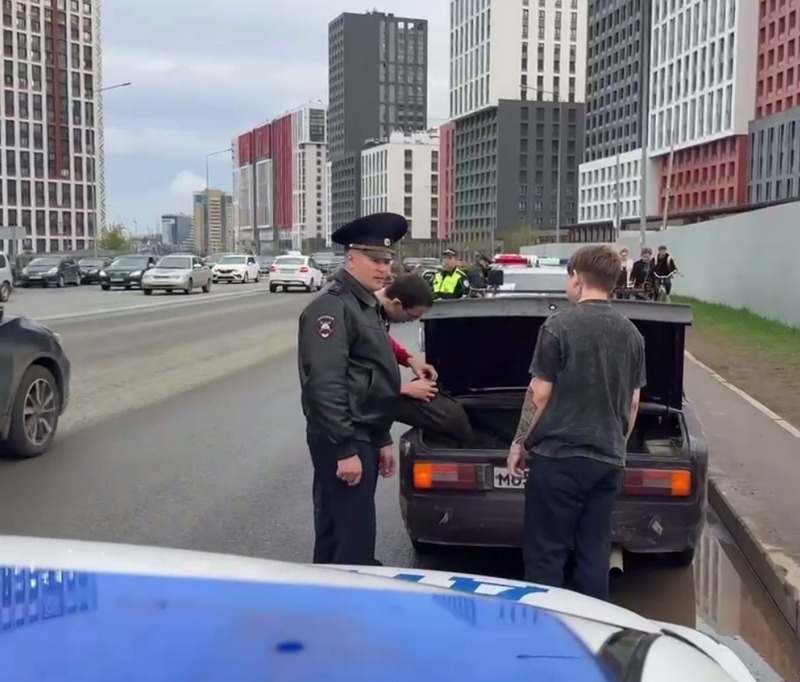 В Уфе задержали 23-летнего парня за рулем опасного авто