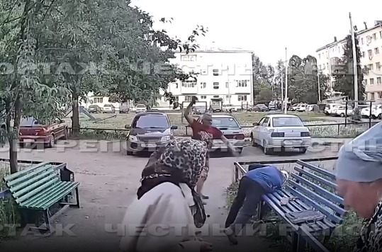 В Башкирии ищут дебошира, избившего пенсионеров у подъезда