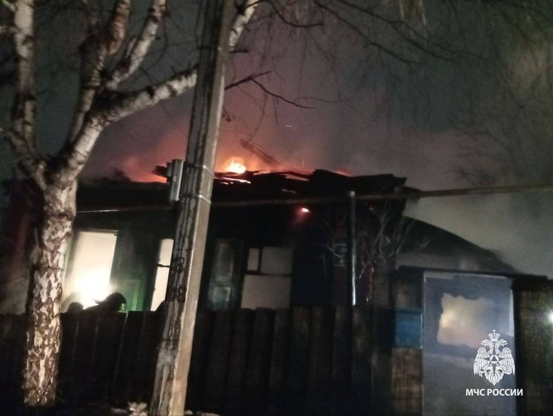 В ночном пожаре в Уфе погибли два человека