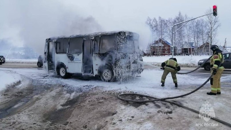  В Башкирии на ходу загорелся автобус с пассажирами