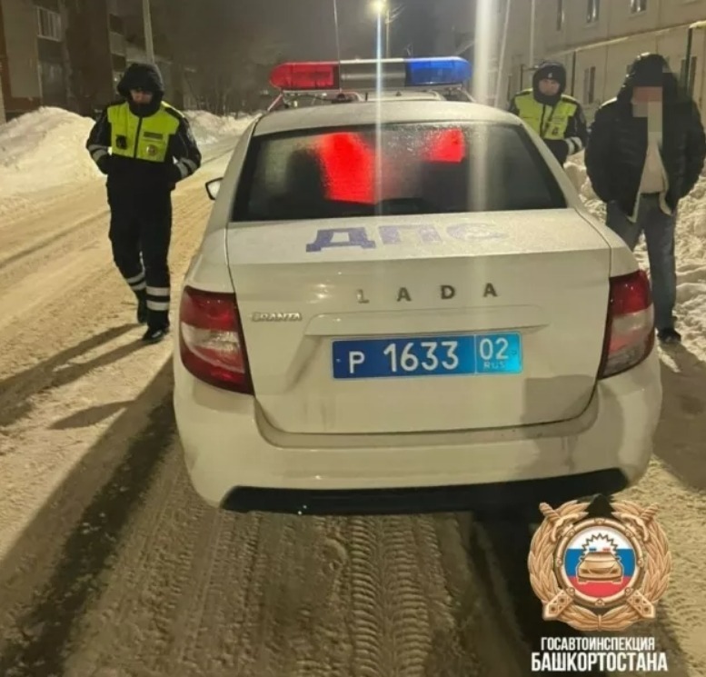 В Башкирии мужчина попытался дать взятку сотрудникам ГАИ