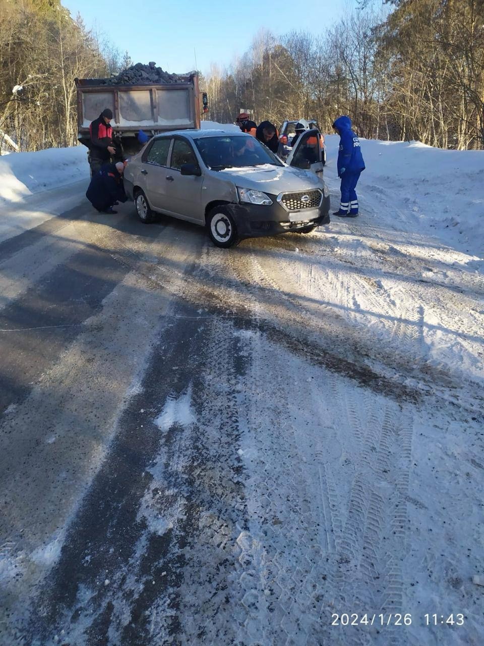 В Башкирии пожилой мужчина не справился с управлением и чудом остался жив 