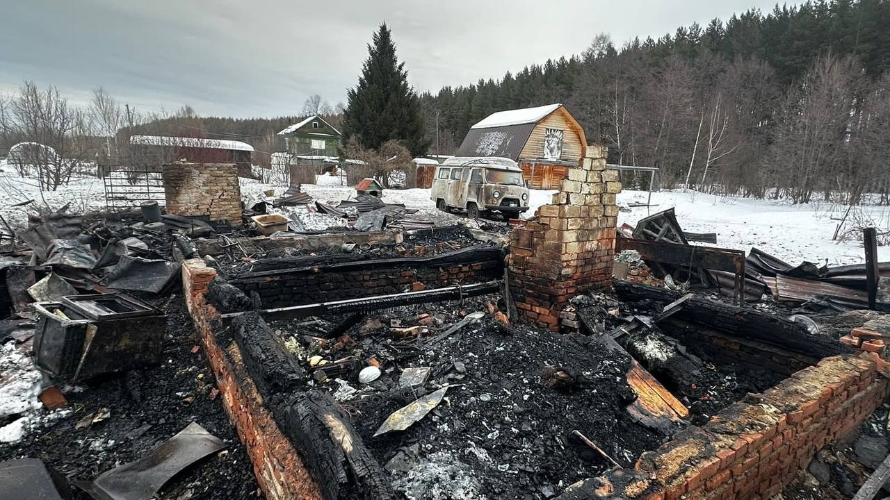 Пожар в Уфе унес жизни двух молодых людей 