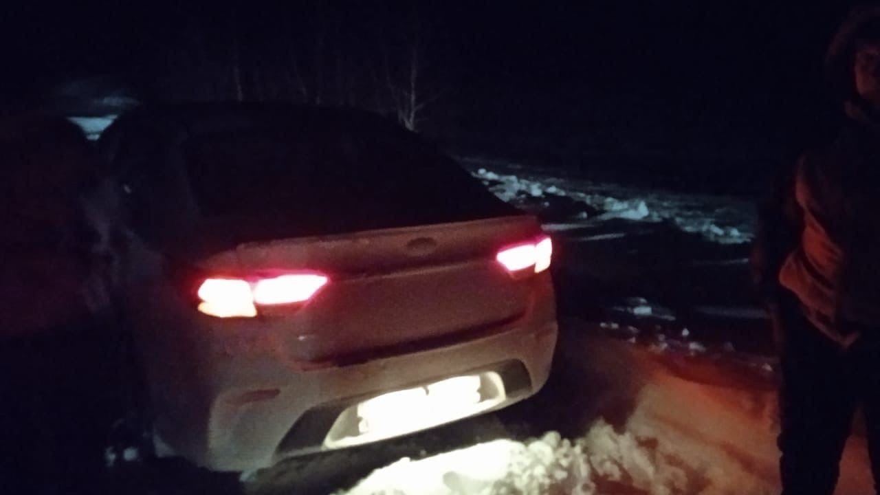 В Башкирии спасатели помогли «снежным пленникам»