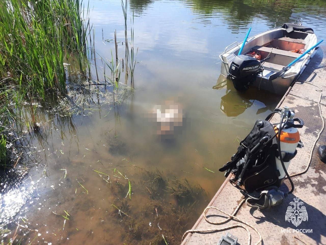 В Башкирии водолазы достали тело утонувшего ребенка
