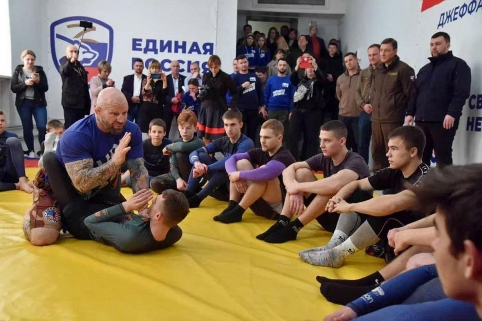 Джефф Монсон откроет в Уфе секцию борьбы 