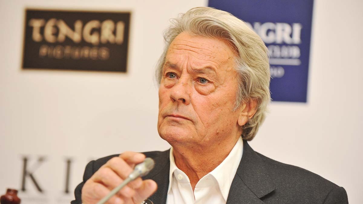 Умер культовый французский актер Ален Делон