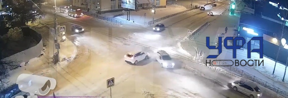 В Башкирии водитель не уступил дорогу и устроил массовое ДТП