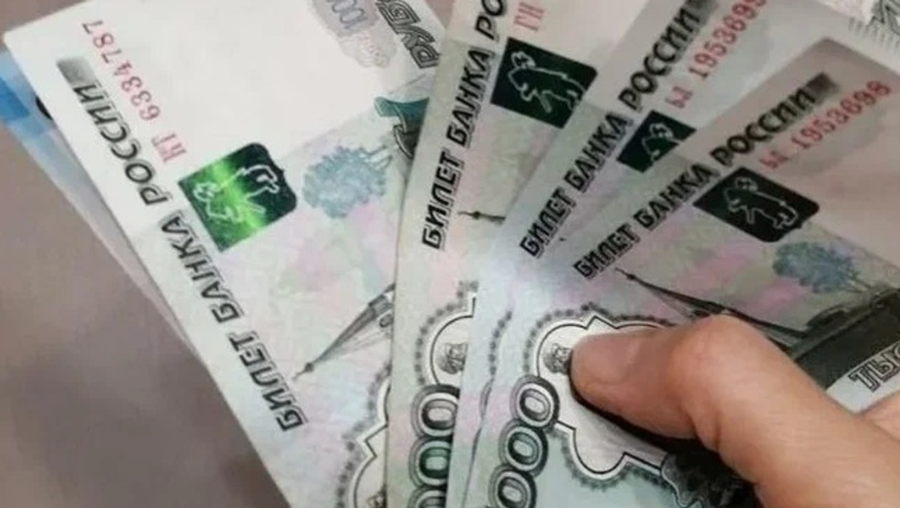 Житель Башкирии отдал за девушку по вызову 87 тысяч рублей