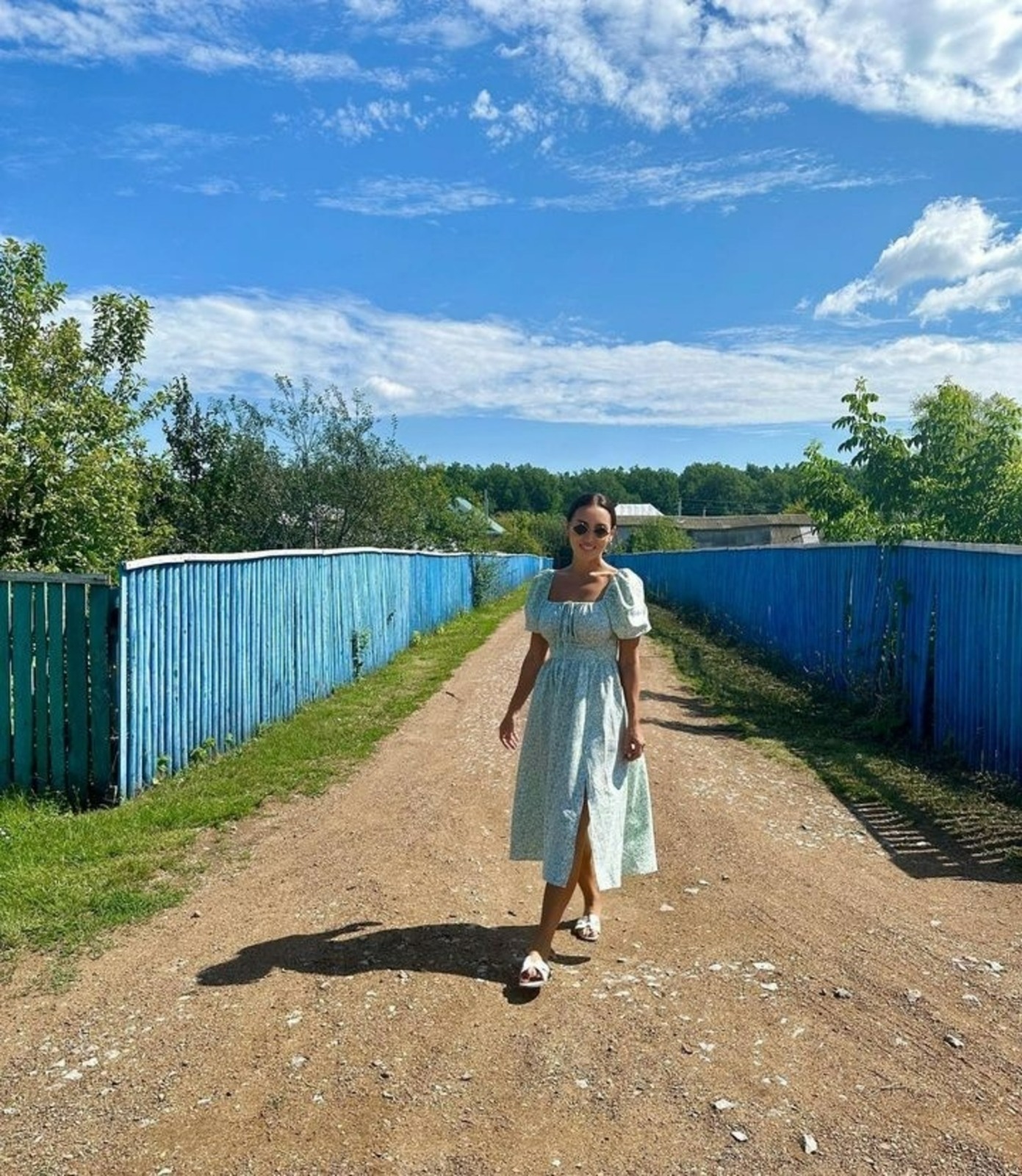 Певица Алсу решилась на развод после 18 лет брака 