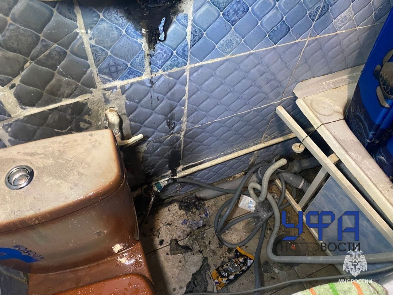 В Уфе 10-летний ребенок оказался заперт в горящей квартире 