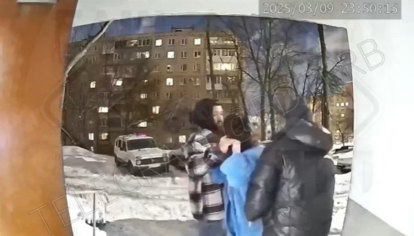 Стало известно, кто в Уфе затолкал в машину и увез девушку