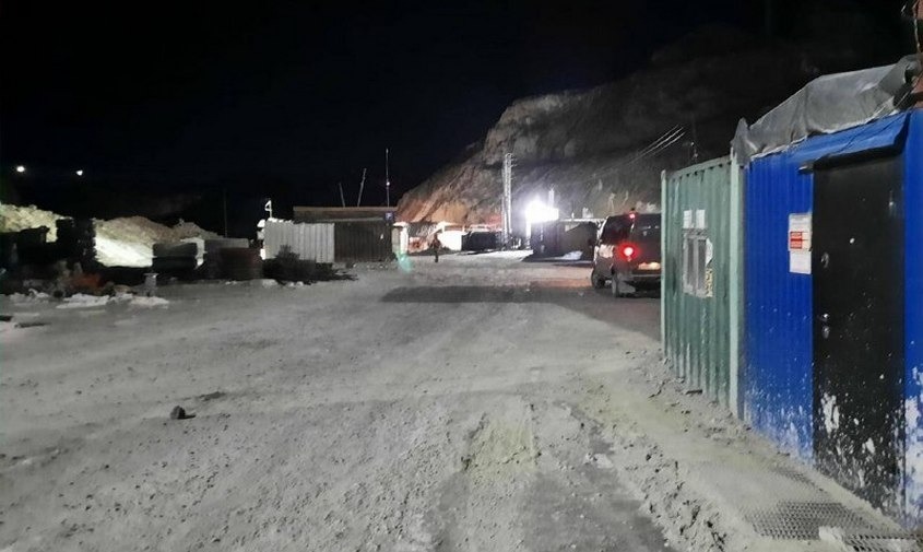 В Амурской области обвалился грунт: среди пострадавших - горняки из Башкирии