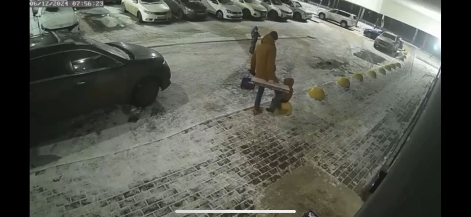 скриншот видео