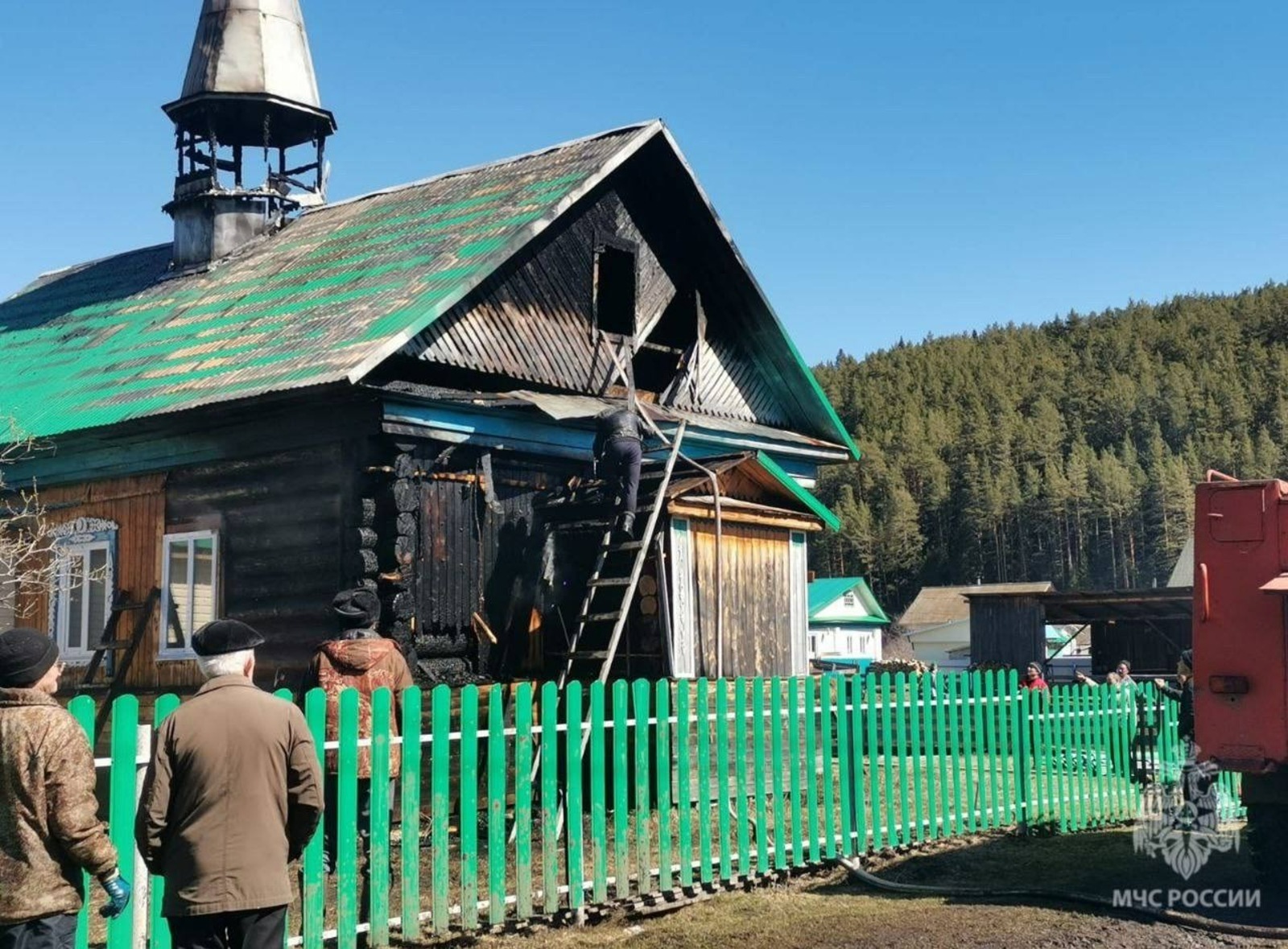 В Башкирии загорелась мечеть