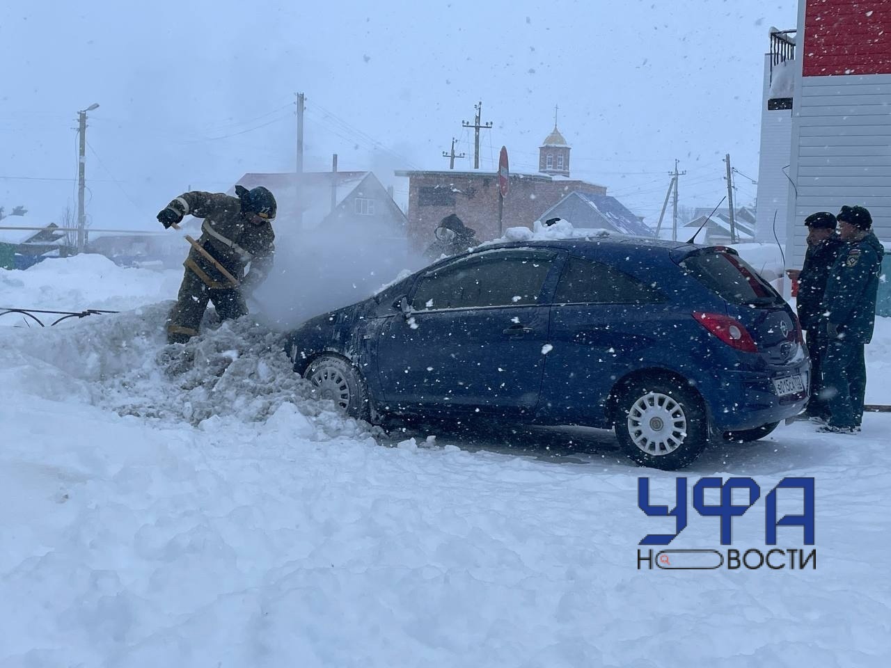 Короткое замыкание едва не спровоцировало возгорание автомобиля в Башкирии 