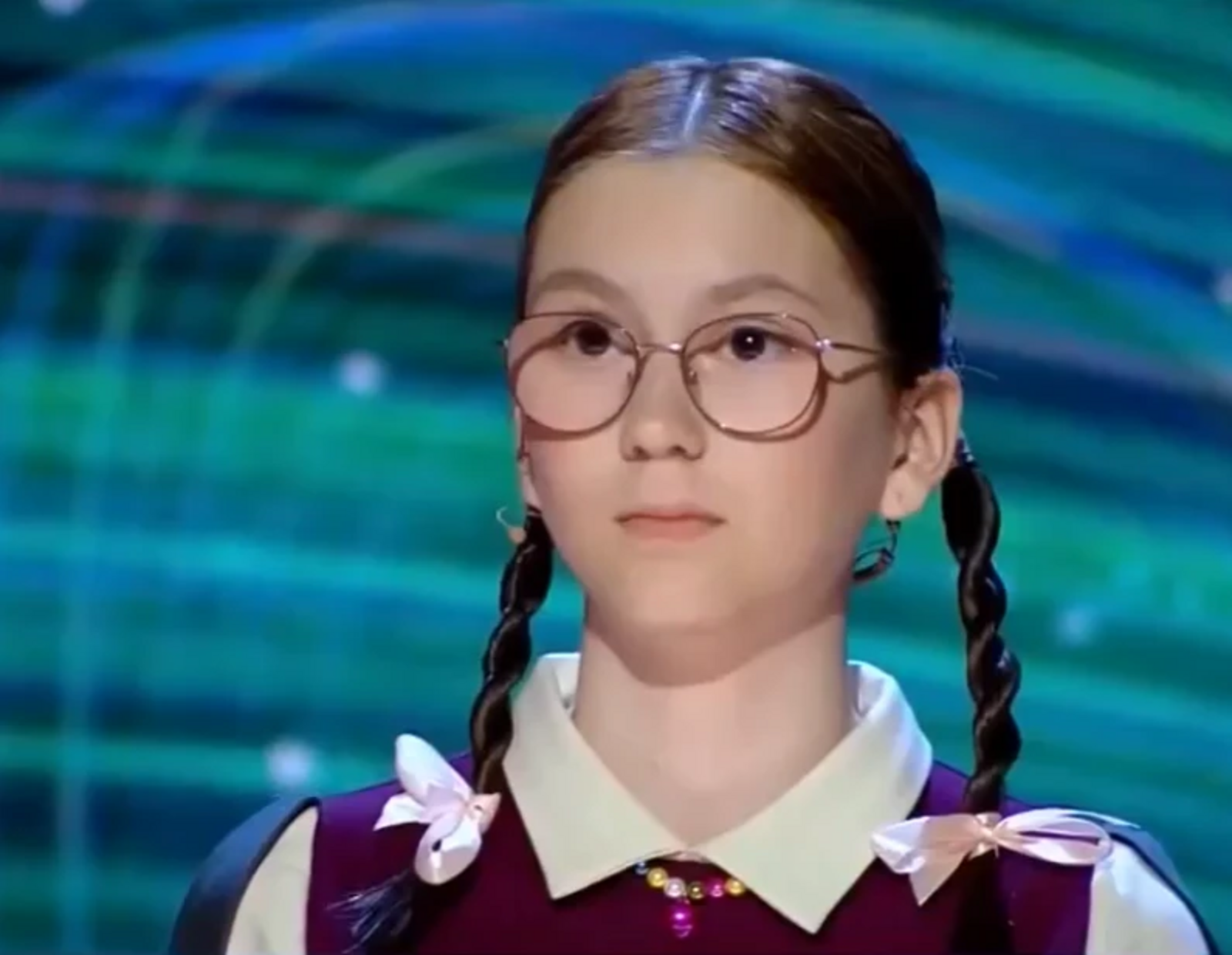 Скриншот видео Соцсети